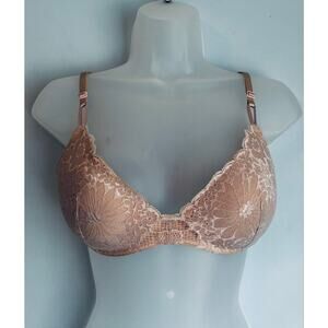 Victoria's Secret Wireless Bra Padded 36B Beige Lace Comfortable Everyday